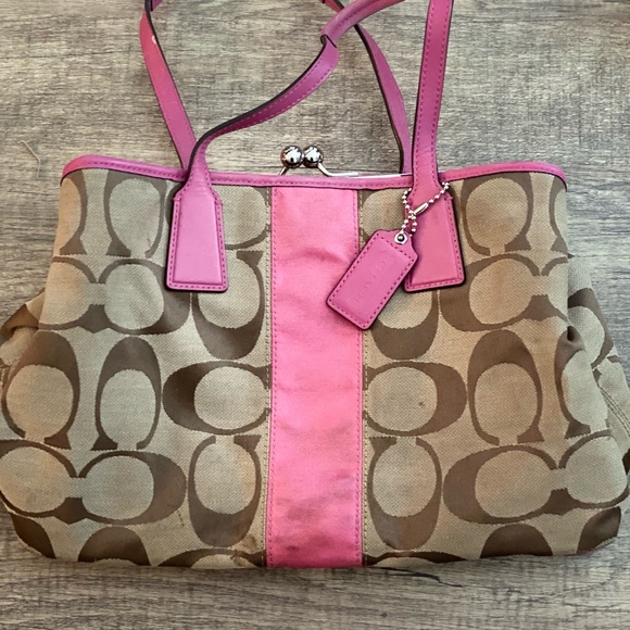 Coach Purse - Picture 4 of 4